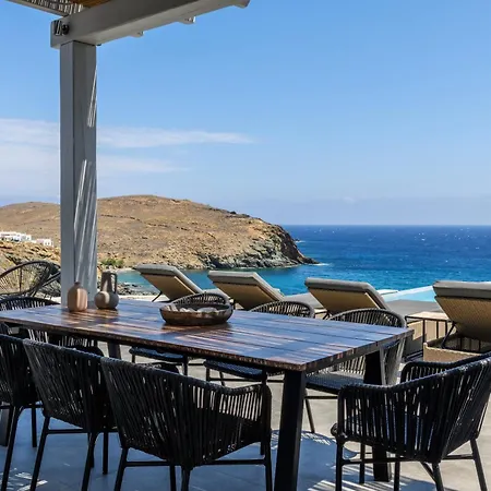 Mykonian & Apart-hotel