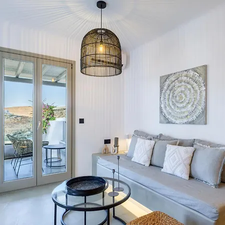 Mykonian & Aparthotel