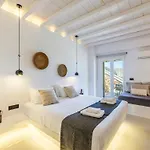 Apartahotel Mykonian &