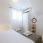 Mykonian & Apartahotel