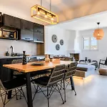 Mykonian & Apartahotel 4*