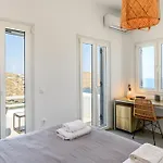 Mykonian & Apartahotel