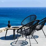 Apartahotel Mykonian & 4*