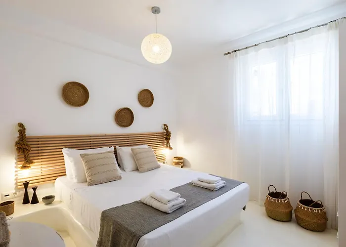 מלון דירות Mykonian & Merchia Beach